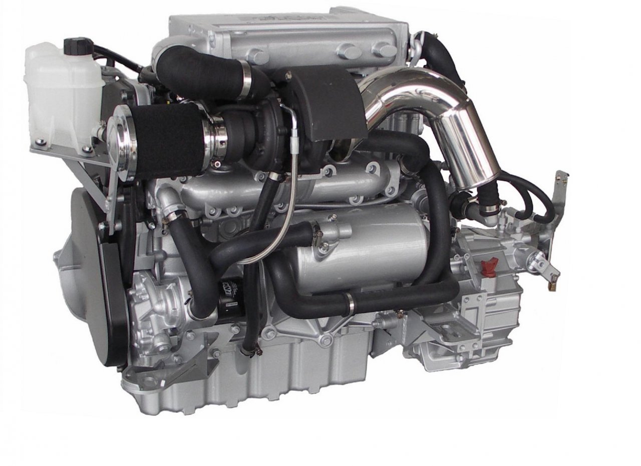 24-HPE-250-H-fnm-marine-diesel-engine-produzione-sviluppo-vendita-motori-marini-diesel-entrobo...jpg