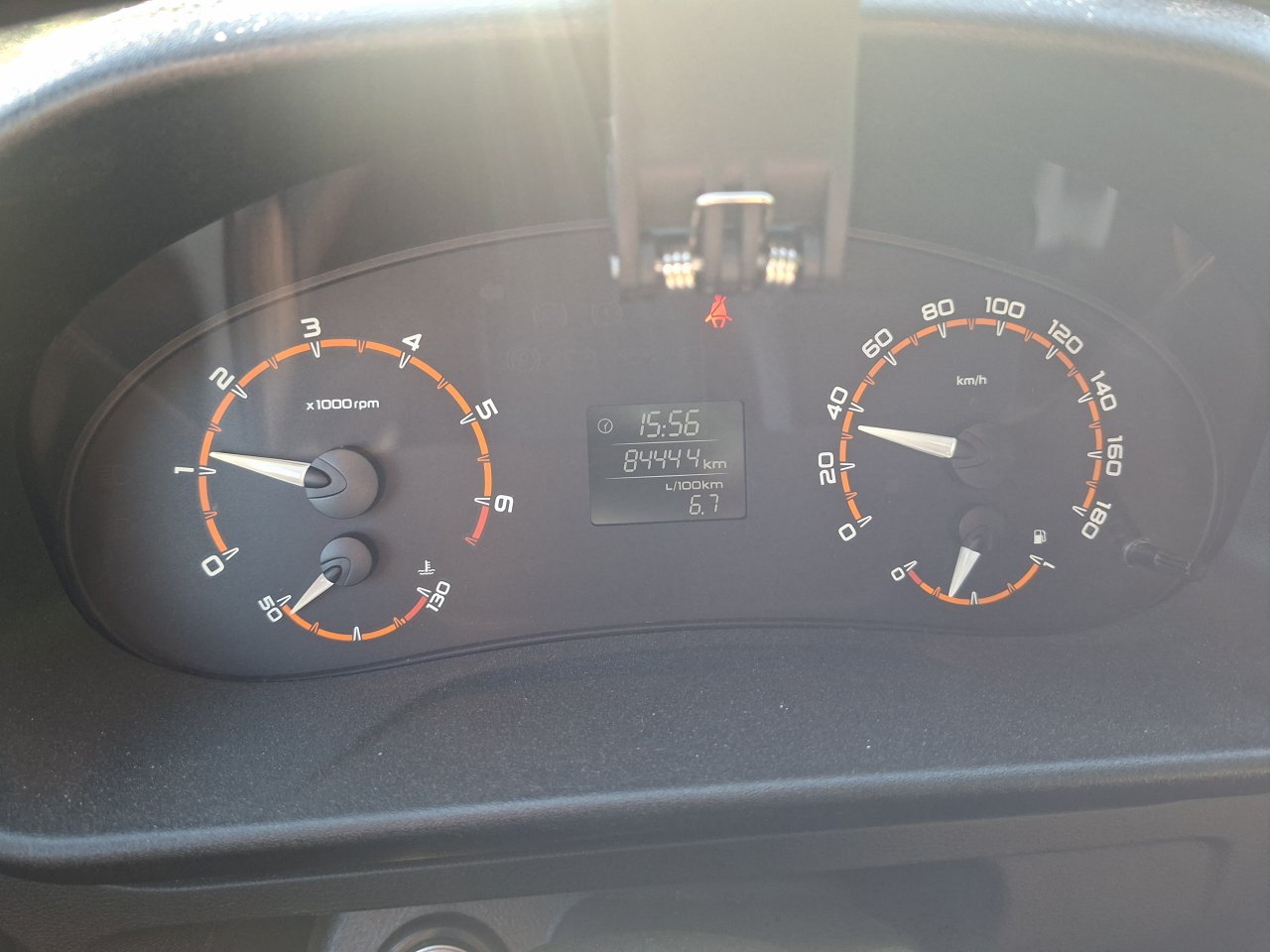 273083