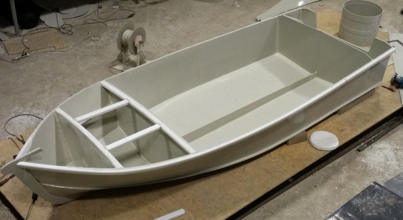 Сделать лодку из пвх. Алюминиевая лодка Самурай 615. Лодка полипропиленовая es3100. Пластиковая лодка кит 420. Самодельная пластиковая лодка.